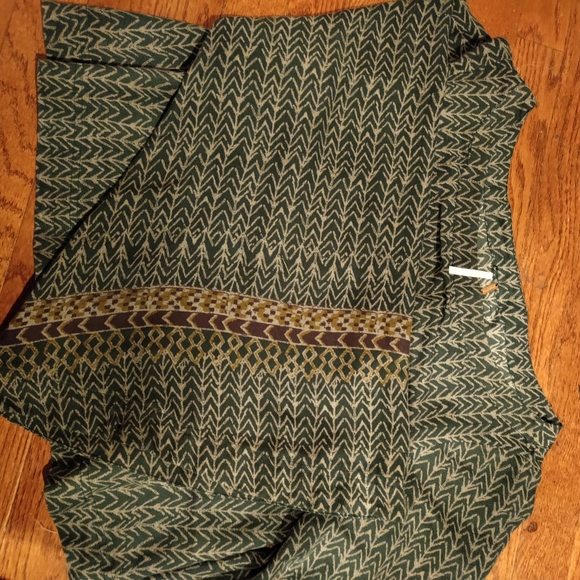 Free People Bohemian Green Geometric Pattern Big Bell Sleeve Cropped Top Medium - Picture 8 of 8